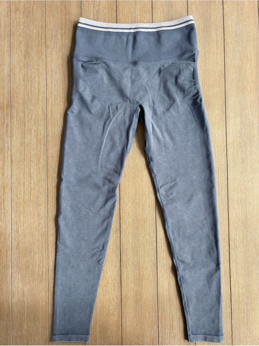🌸Fabletics Slate Heathered Blue High-Waist Performance Leggings🌸